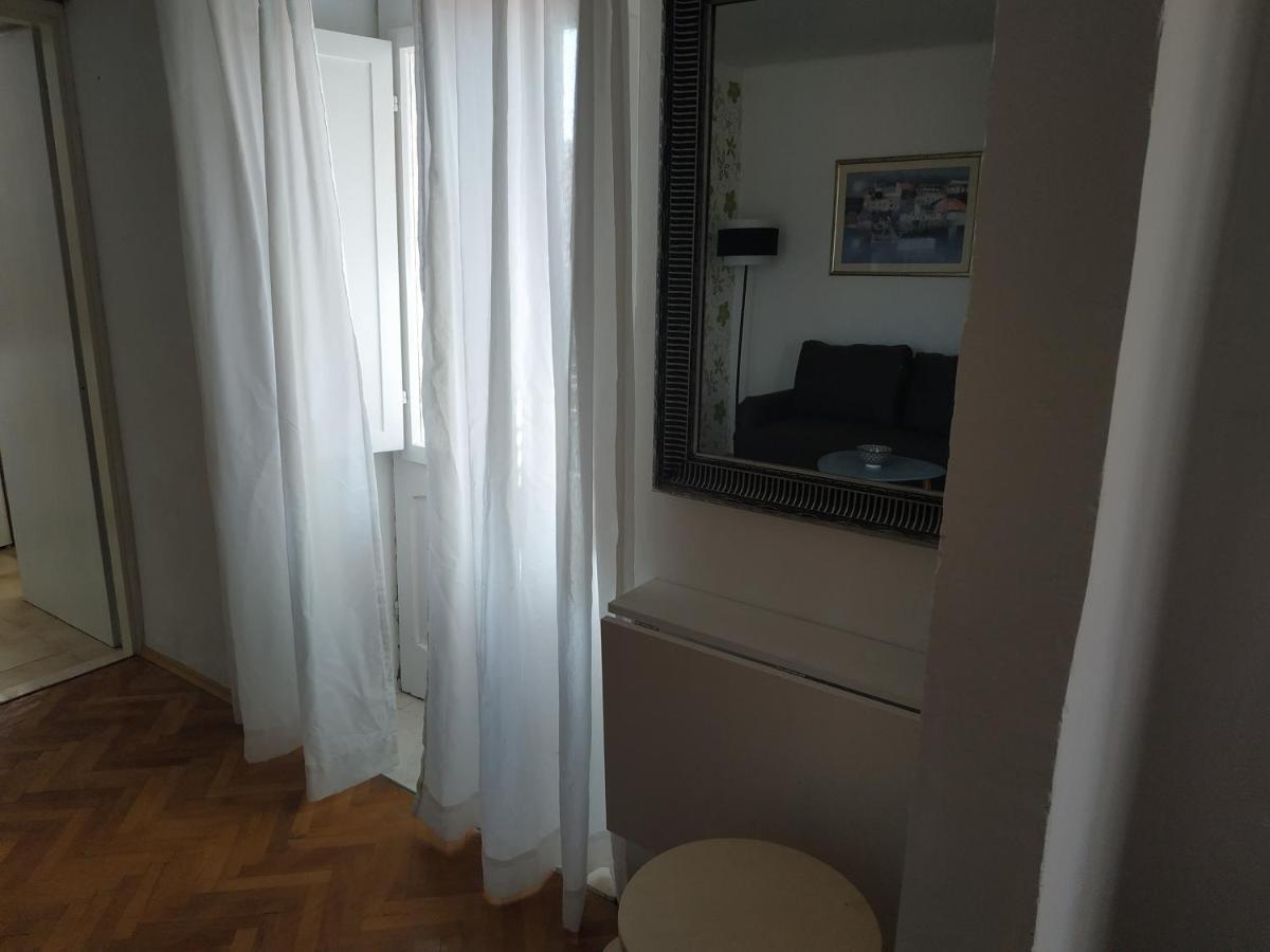 Saul Apartment