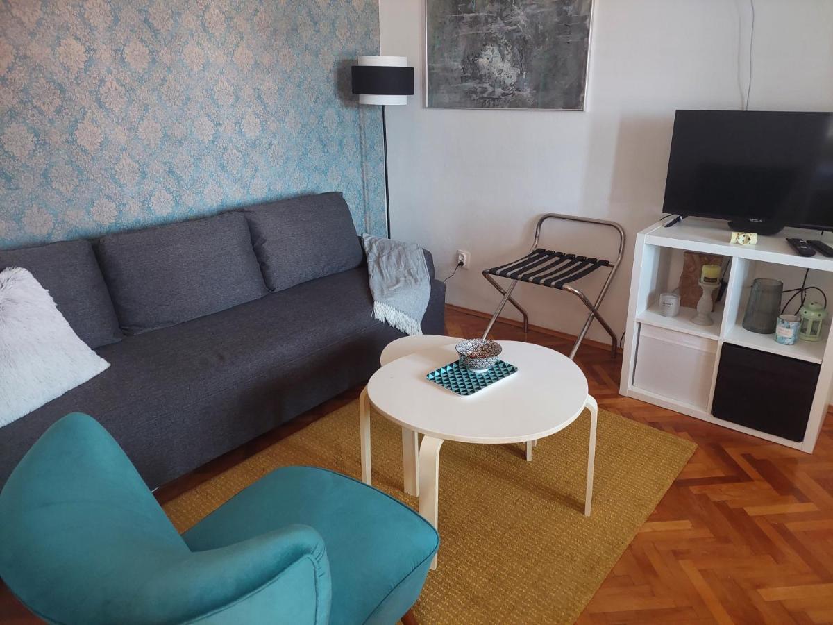 Saul Apartment *