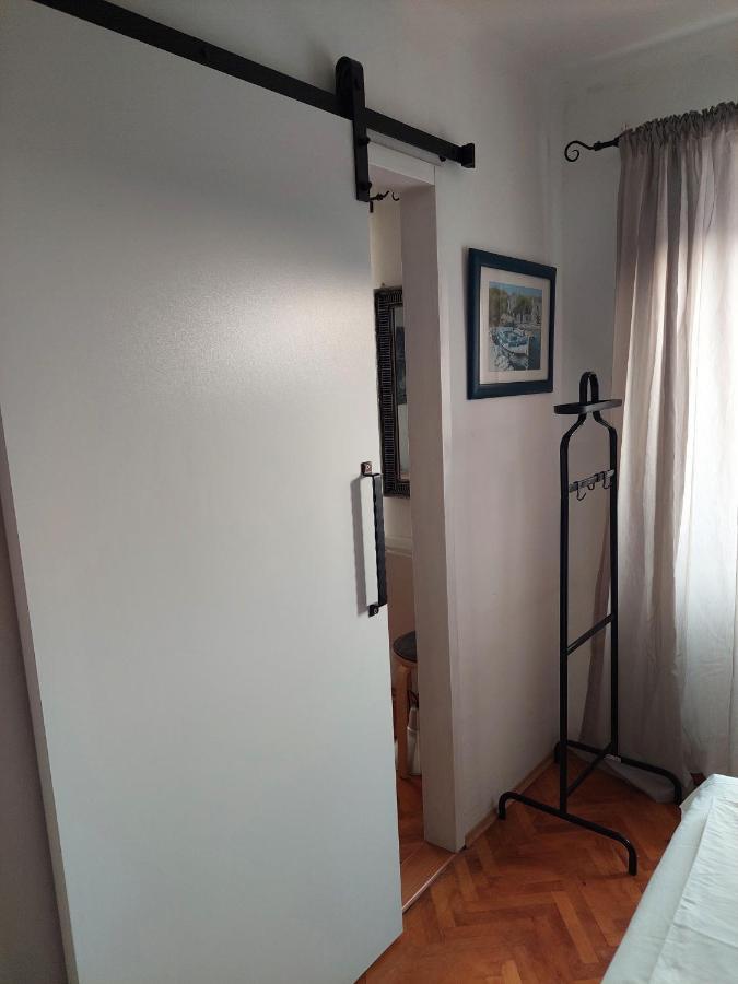 Apartment Saul